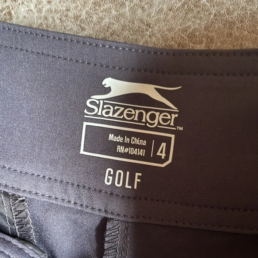 Slazenger golf grey shorts. Size 4 - Picture 3 of 5